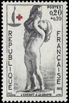 Croix rouge : L'enfant à la grappe par David d'Angers (1788-1856)